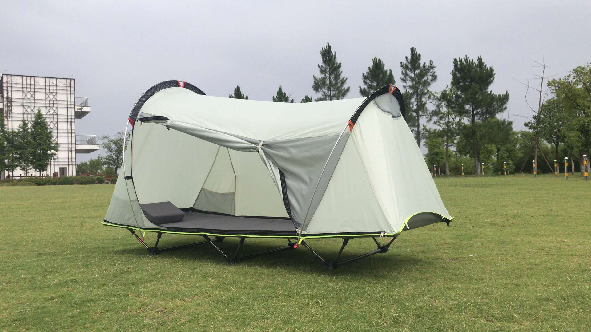 SL-CT-1130/OL01  Outdoor 1-person bed tent