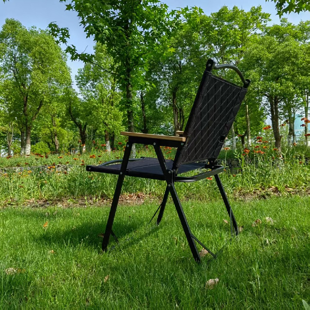 BEACH CHAIR