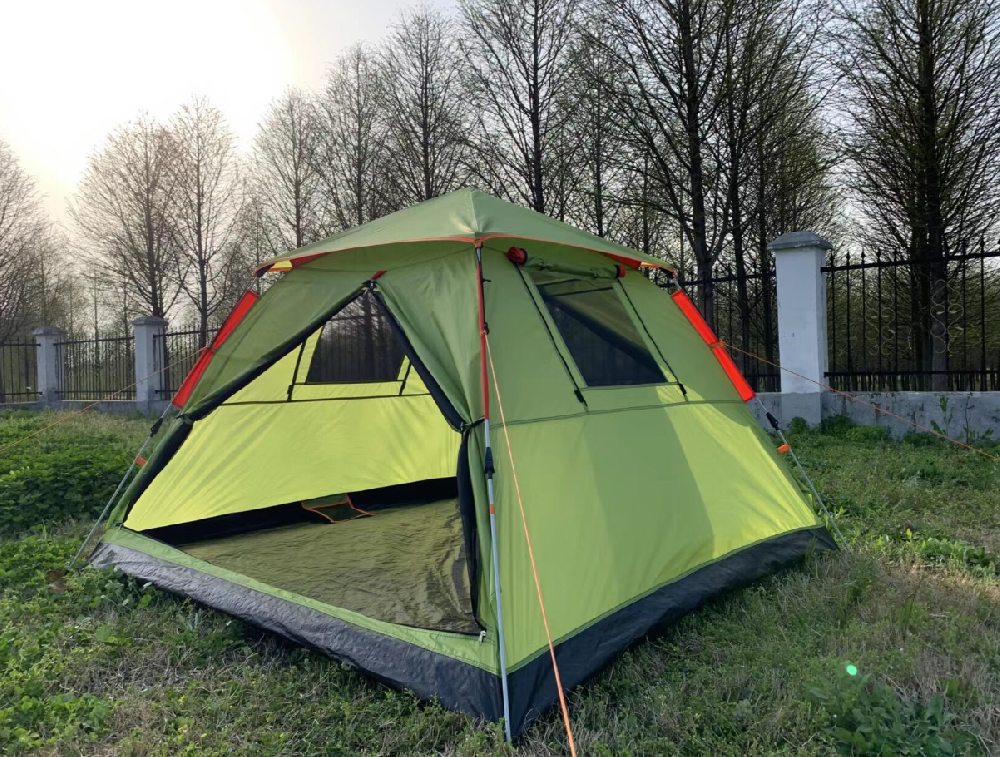 Camping tent with tarp
