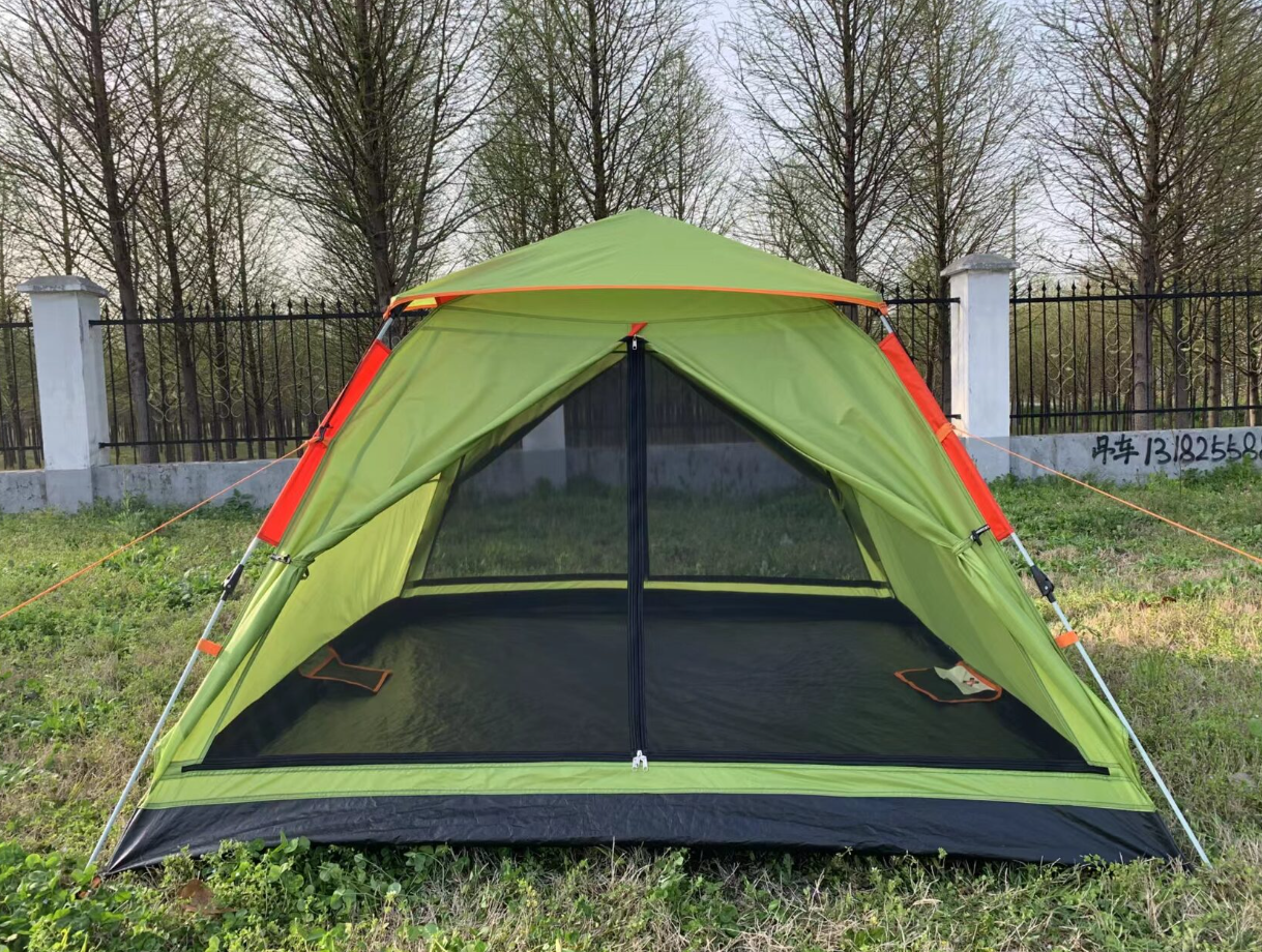 Camping tent with tarp